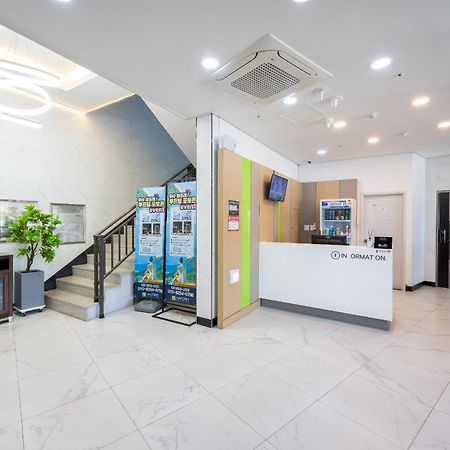 Yeosu View Foret Pension Екстериор снимка