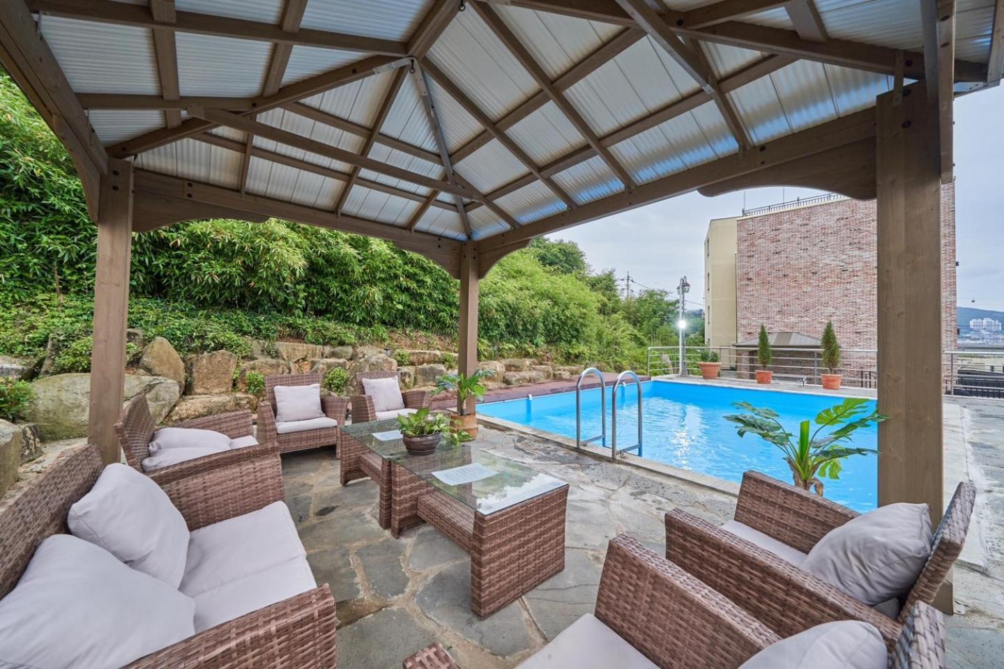 Yeosu View Foret Pension Екстериор снимка